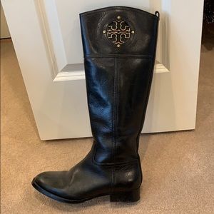 Tory Burch boots black